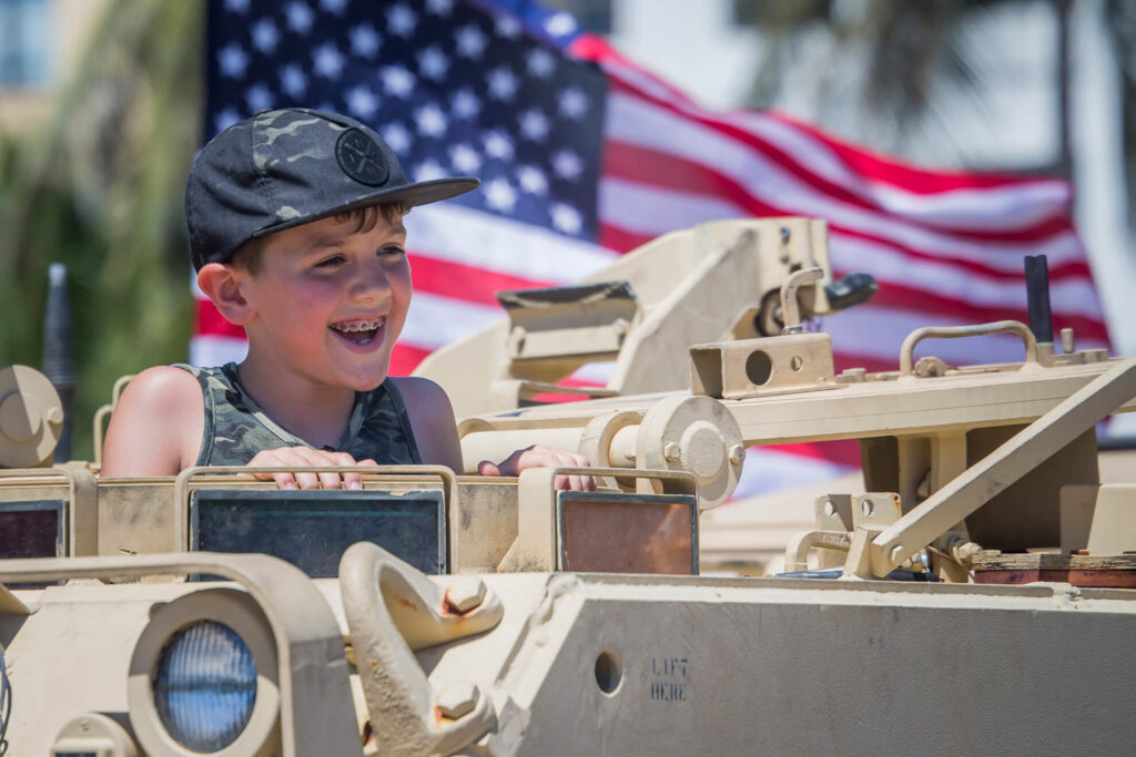 12_Kid-in-Tank - Mickey Markoff the Executive Producer of the Air and Sea Show