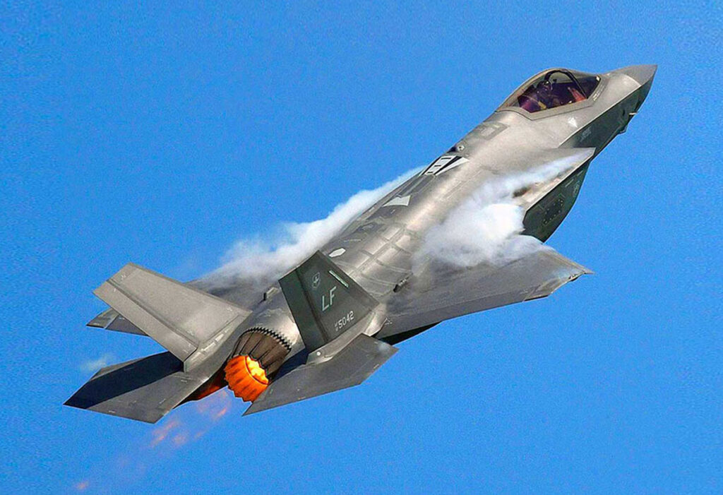 F 35 Smoke - Mickey Markoff the Executive Producer of the Air and Sea Show